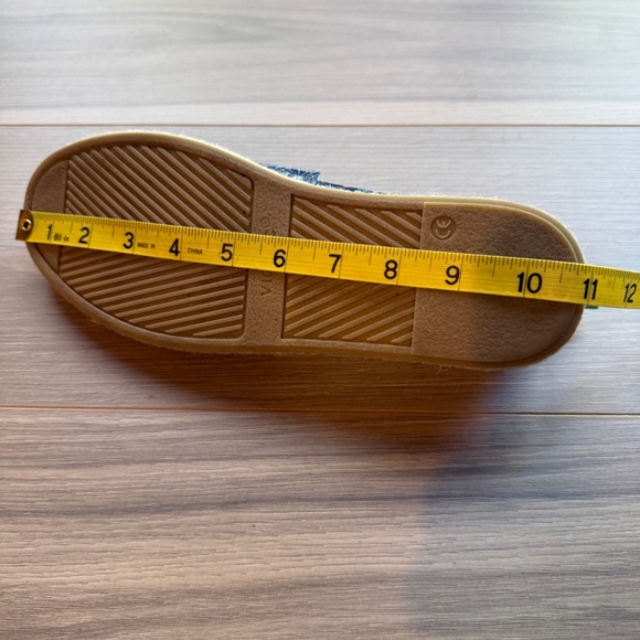 Vionic Women's Laguna Blue/White Ocean Print Loafers Size 10 - Picture 7 of 8